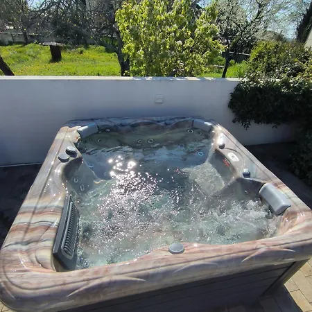 Kimm's Hideaway * 波雷奇