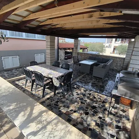 Kimm's Hideaway 公寓 波雷奇